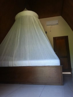 Cnunk Bungalow, Gili Meno, Indonesia