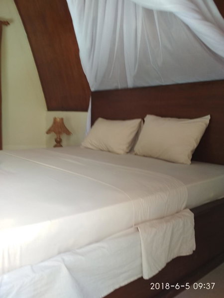Cnunk Bungalow, Gili Meno, Indonesia