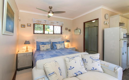 Dunwerkin Bachelor Flat, Kenton on Sea, South Africa