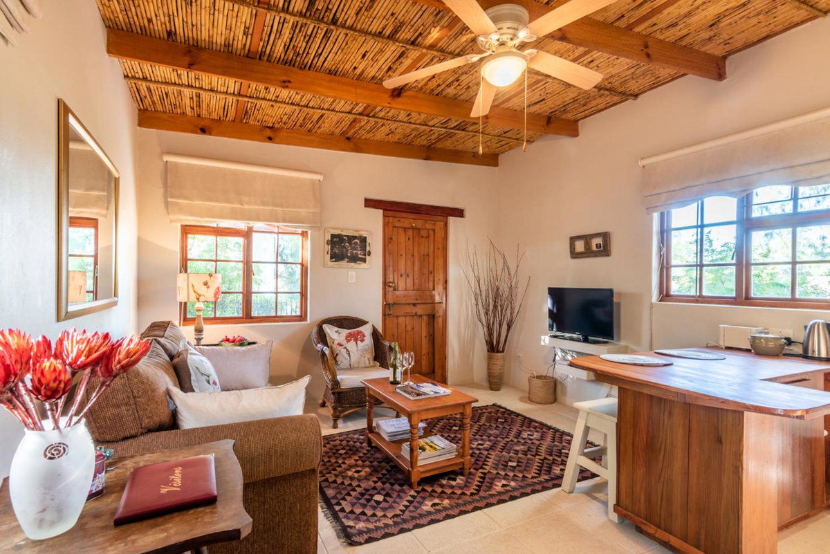 Hotel · Elfen Cottage, Prince Albert