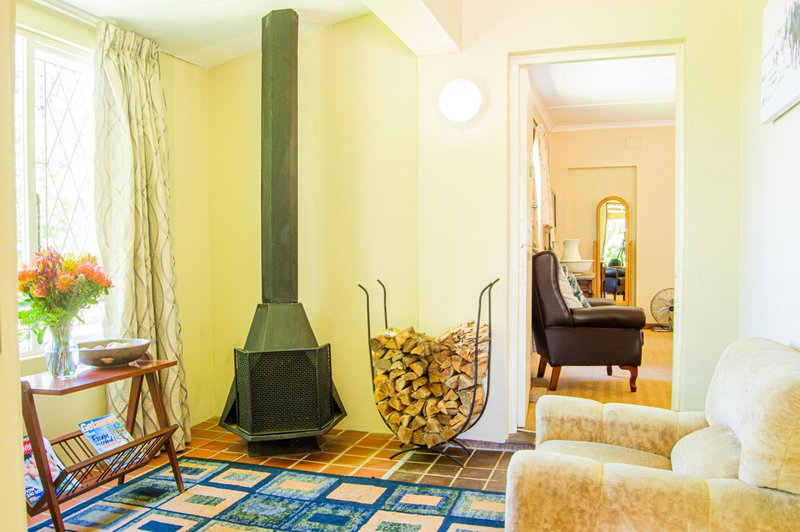 Dunroamin Bed and Breakfast, Mooirivier, South Africa