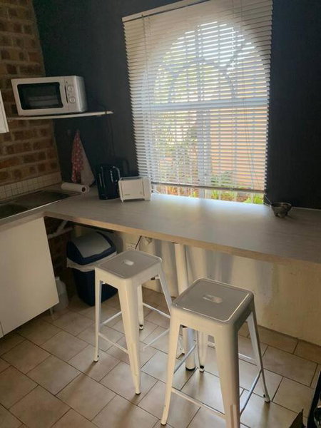 20 On Plover - Private Cottage, Sandton, South Africa