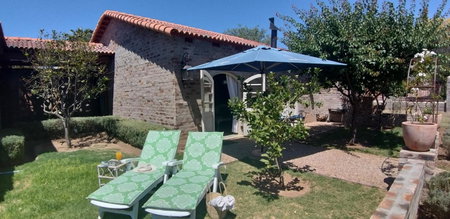 Hartland Garden Suite, Oudtshoorn, South Africa