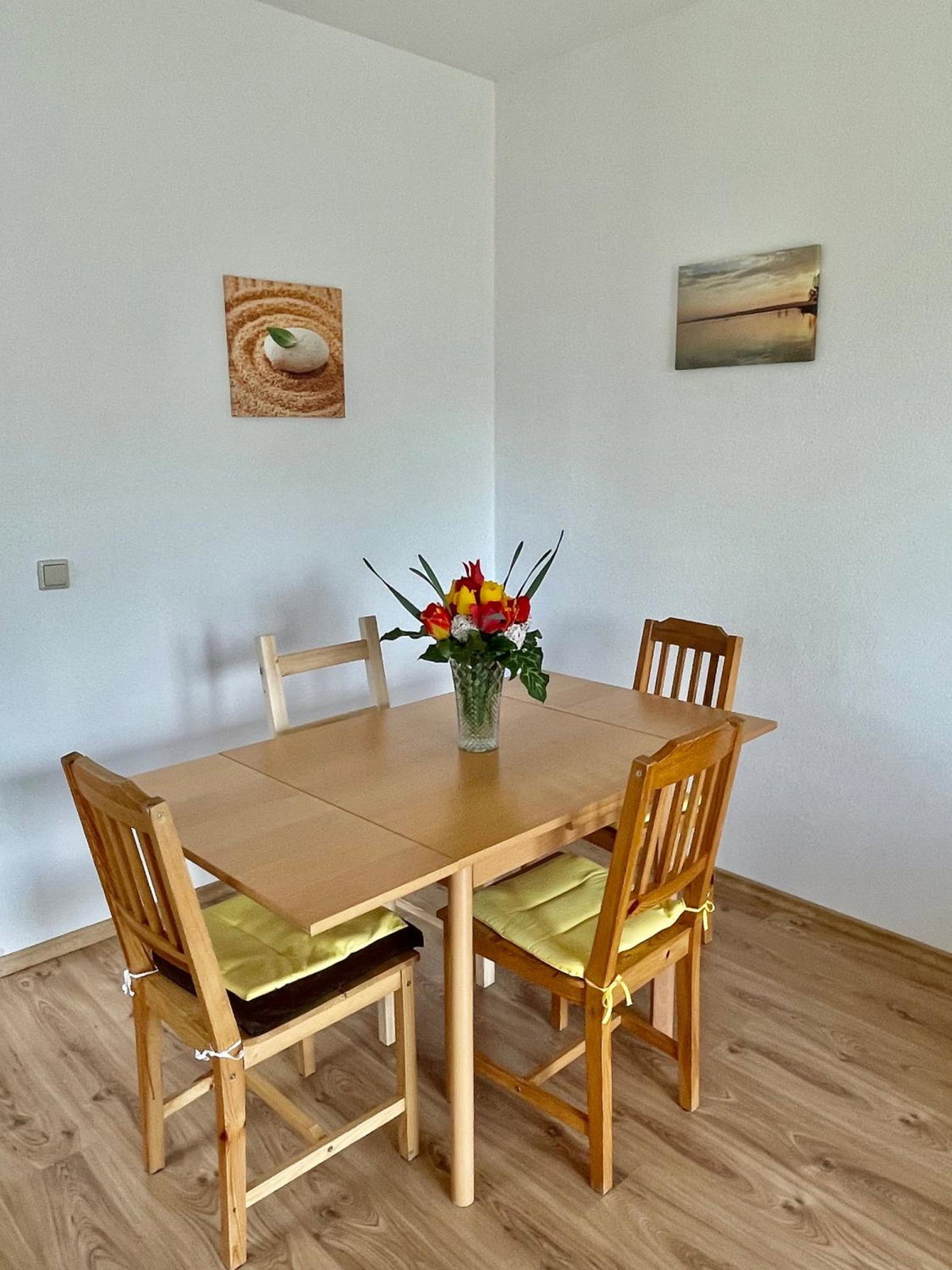 Hotel · Gartenapartment Storchenblick, Weiden Am See