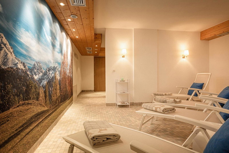Hotel Garni Hubertushof, Fiss, Austria