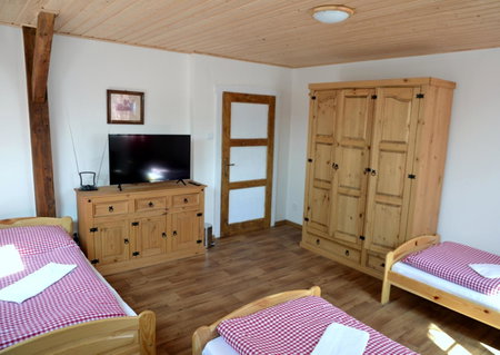 Hostinec U Lípy, Ostrov, Czechia