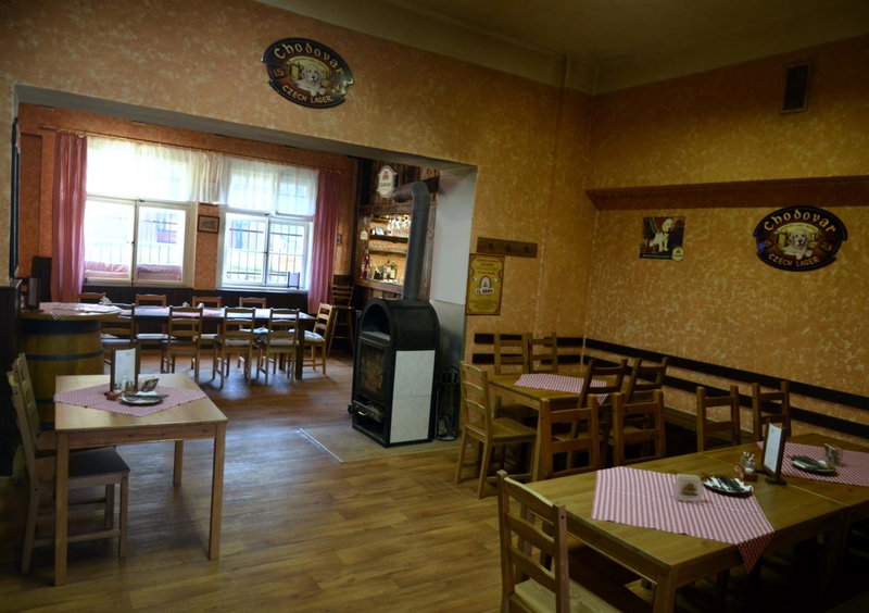 Hostinec U Lípy, Ostrov, Czechia