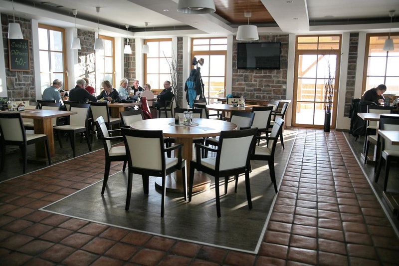 Hotel Krušnohorský Dvůr, Cínovec, Czechia