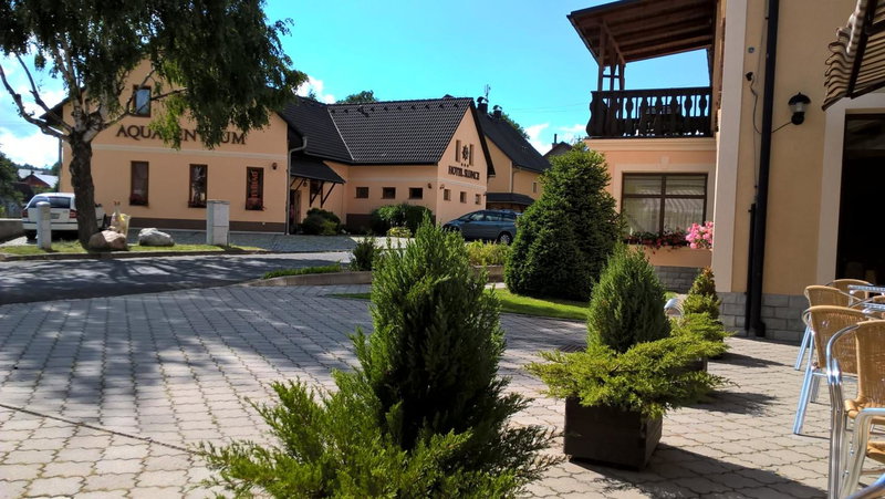 Hotel Slunce - wellness s bazénem, pivovar Morous a bowling, Rýmařov, Czechia