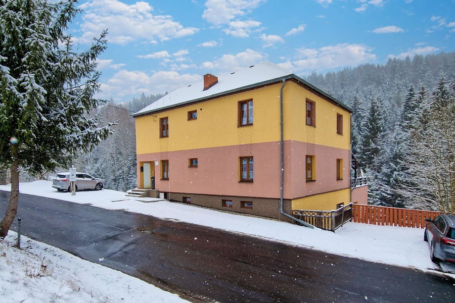 Apartmanovy dům Bublajda, Bublava, Czechia