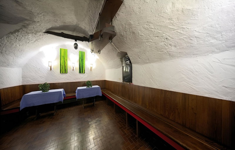 Bamboohouse Motel Riazzino, Lavertezzo, Switzerland
