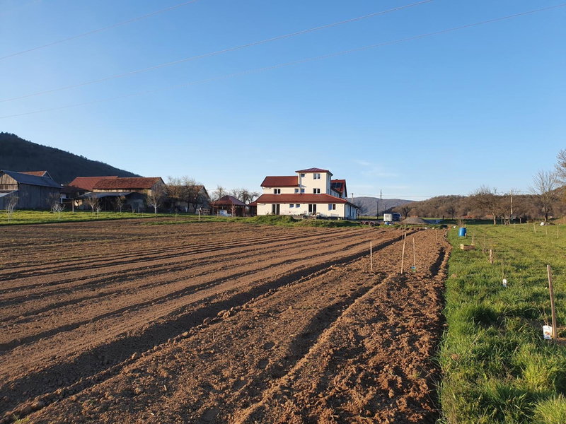 Apartmani Fenestra Tesla i Faust, Otočac, Croatia