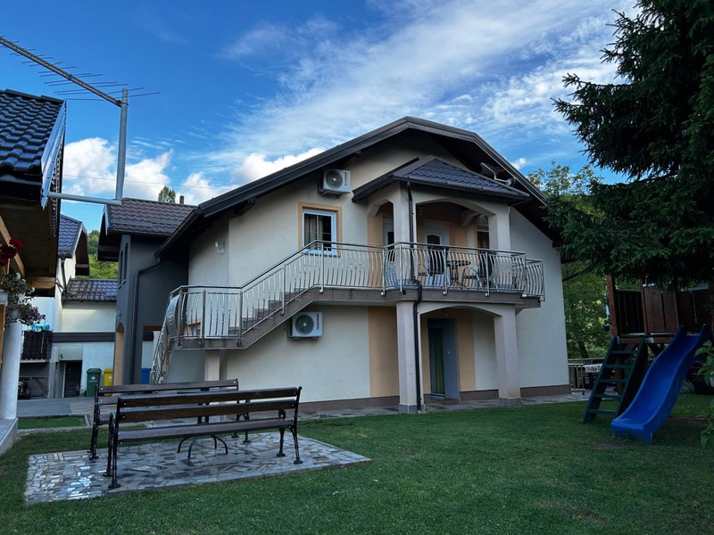House Mirjana, Smoljanac, Croatia
