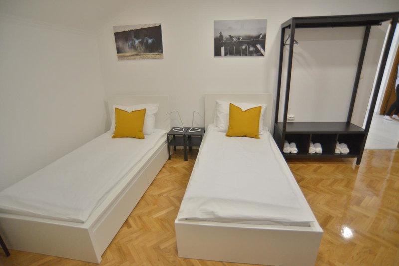 Apartman LENA, Ðakovo, Croatia