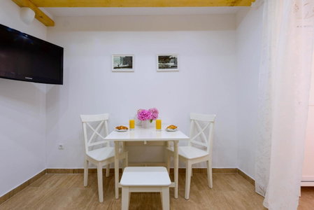 Leona Apartments, Dubrovnik, Croatia