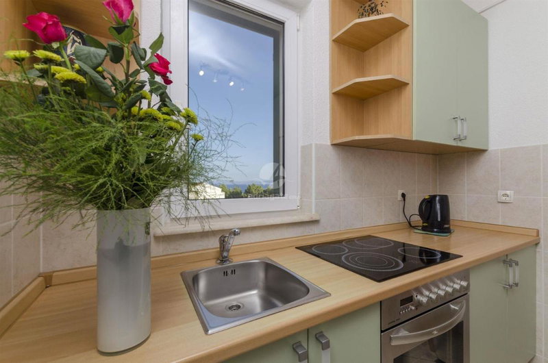 Apartment Niko, Bol, Croatia
