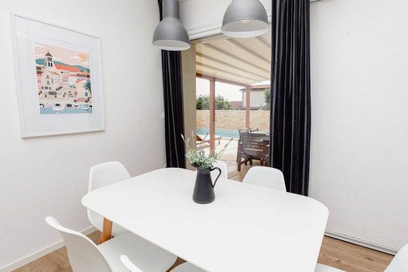 Olive Tree Apartments, Vodice, Croatia