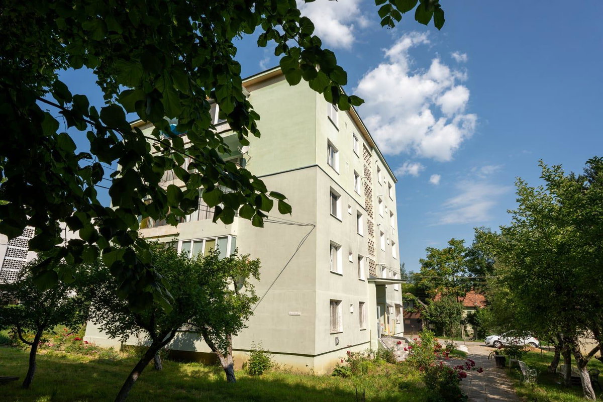Nya Apartment, Romania