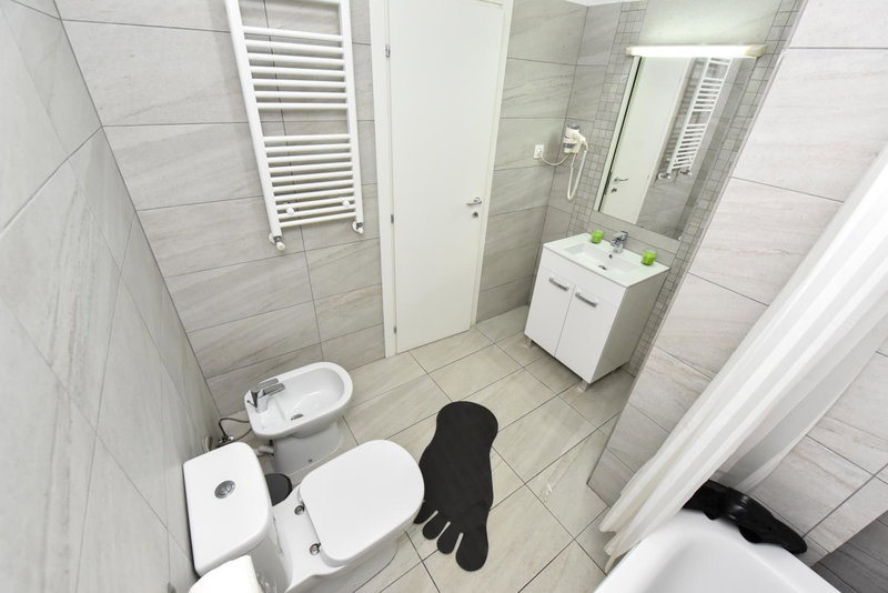 Shabbat Apartments, Bucharest, Romania