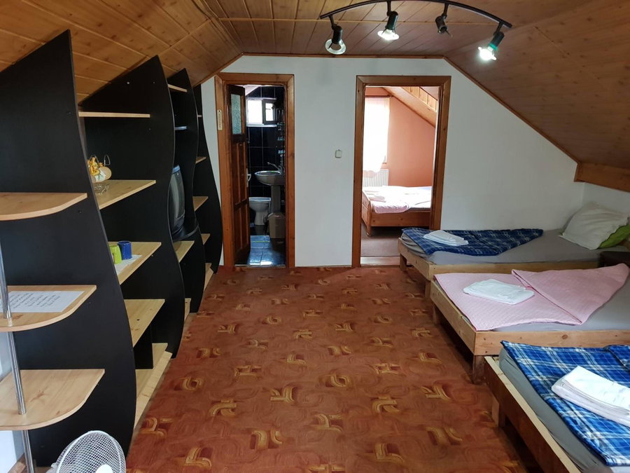 Hompot Accommodation, Deva, Romania