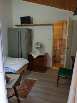 Hompot Accommodation, Deva, Romania