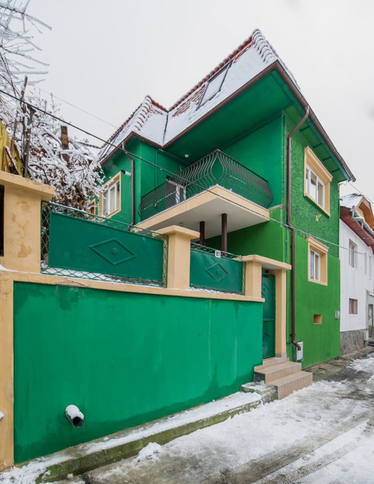 Casa Zen, Braşov, Romania