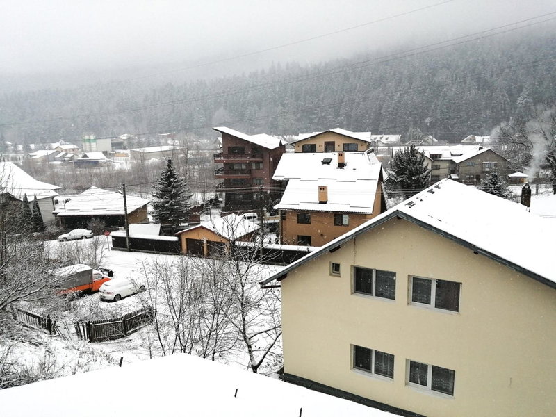 Casa Zura, Buşteni, Romania