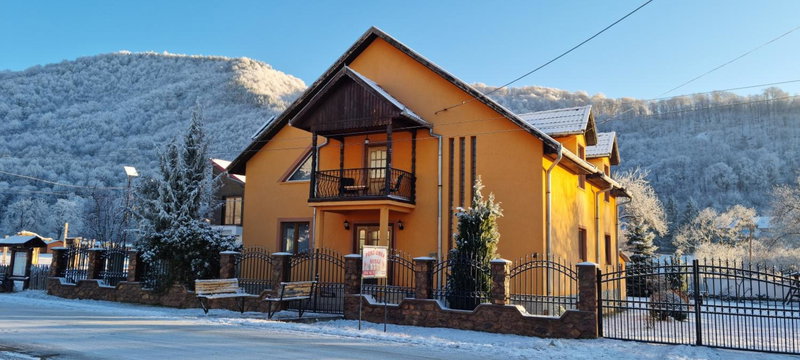 Pensiunea Miraj, Polovragi, Romania