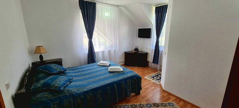 Pensiunea Miraj, Polovragi, Romania
