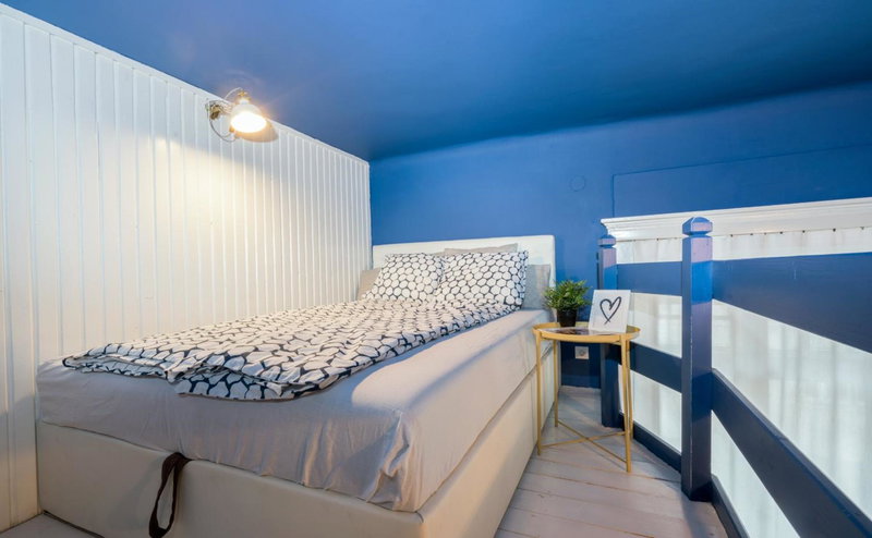 Danube studio apartment, Budapest, Hungary