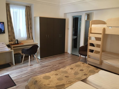 Pizza Tábor Apartman, Miskolc, Hungary