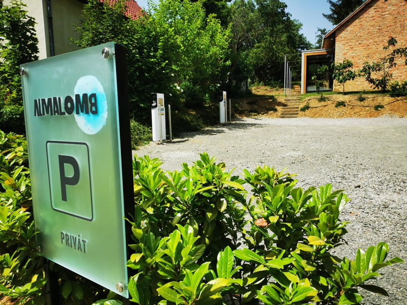 Almalomb Apartman, Hosszúhétény, Hungary