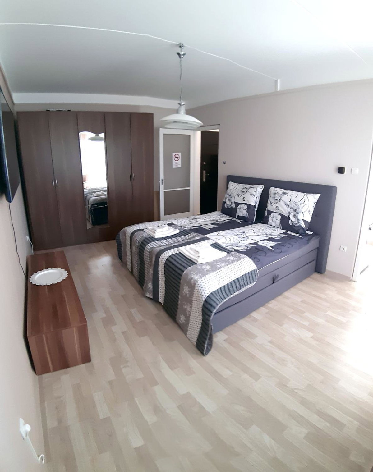 Katica Apartman, Hungary