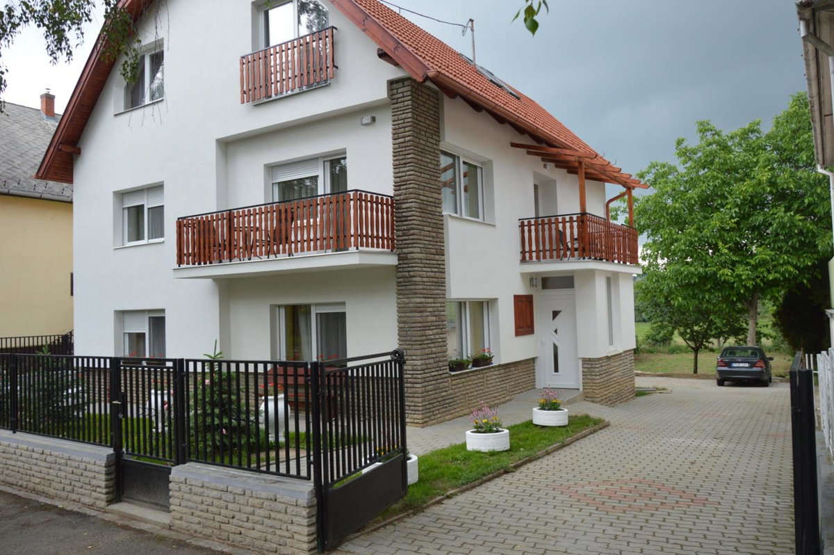 Varga Apartman Hévíz, Hungary
