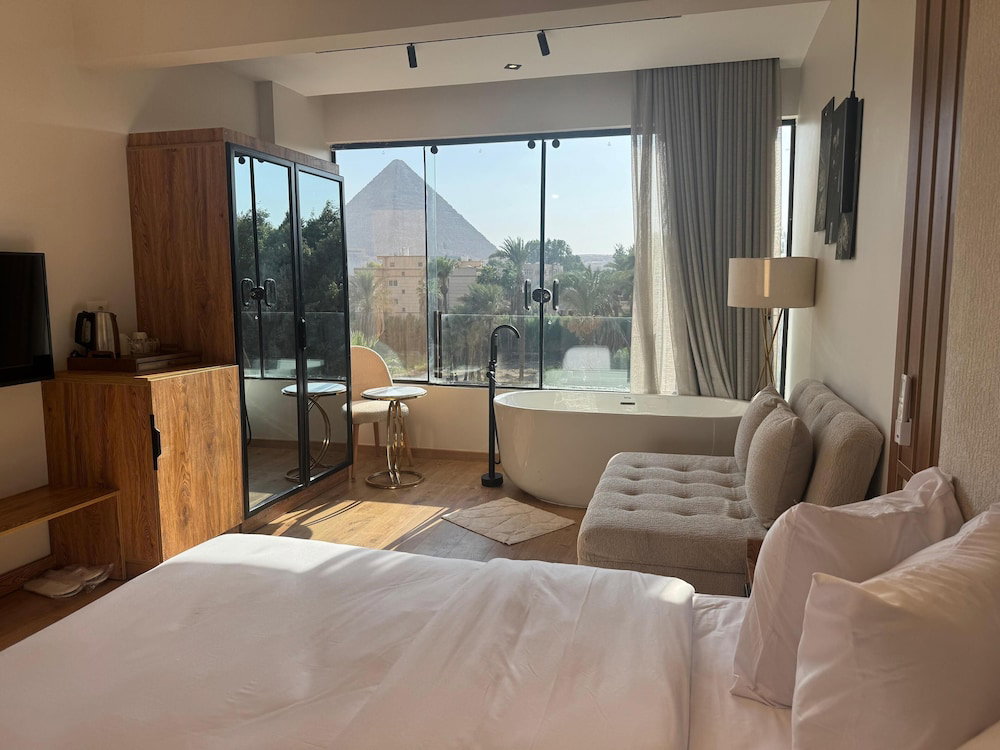 Hotel · Palacio Pyramids Hotel, Giza