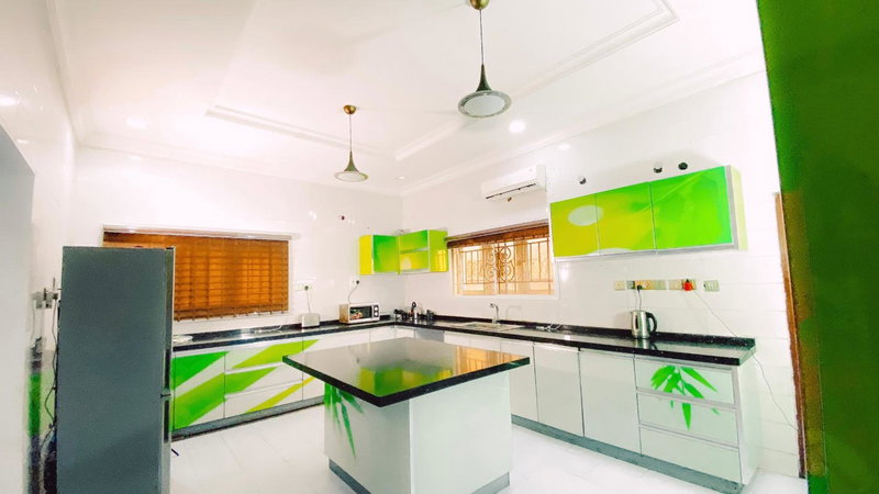 Royal Court Lounge & Boutique Hotel, Port Harcourt, Nigeria