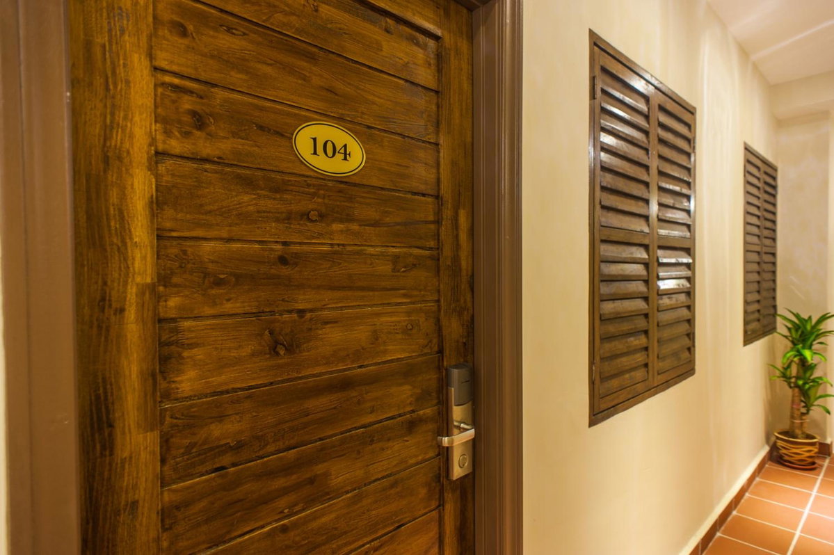 Hotel · Armenian Suite Hotel, George Town