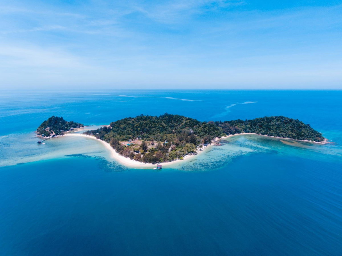 Hotel · Ara Dinawan Island Resort, Papar
