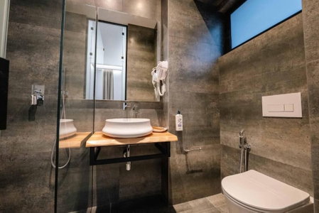 Mae Select Hotel, Sarandë, Albania
