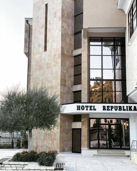 Hotel Republika Berat, Velabisht, Albania