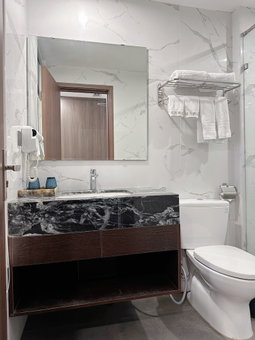 Luxury Phoenix Hotel, Bac Ninh, Vietnam
