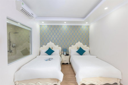 Phoenix Hotel Ha Long, Ha Long, Vietnam