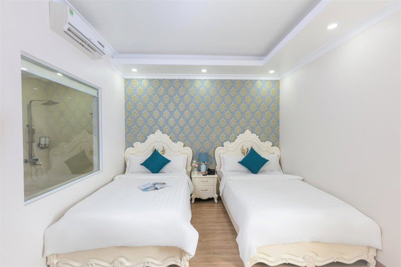 Phoenix Hotel Ha Long, Ha Long, Vietnam