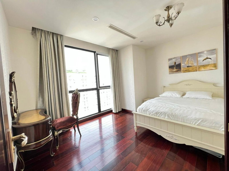 Vincom Royal City 72 Nguyễn Trãi Thanh Xuân, Hanoi, Vietnam