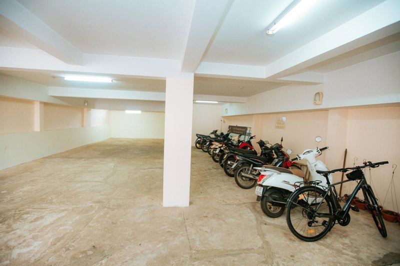 Phú Vang Hotel Pleiku, Pleiku, Vietnam