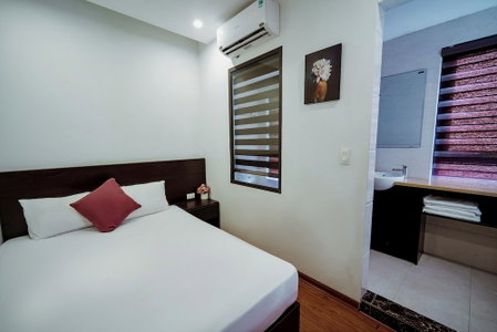 Ivy Hotel - Halong, Ha Long, Vietnam