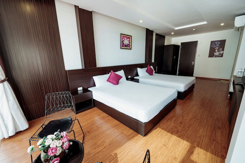 Ivy Hotel - Halong, Ha Long, Vietnam