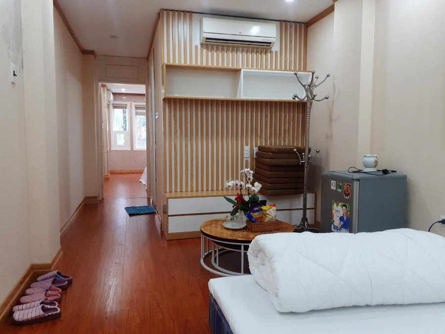 simple 14 nha chung, Hanoi, Vietnam