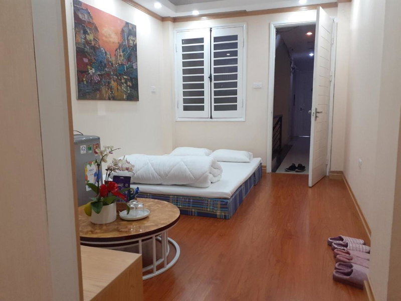 simple 14 nha chung, Hanoi, Vietnam