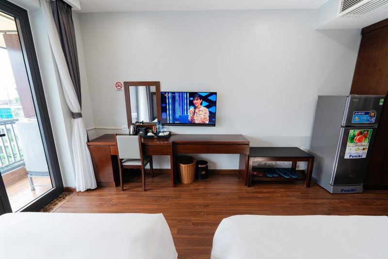 Topone Halong Hotel, Ha Long, Vietnam